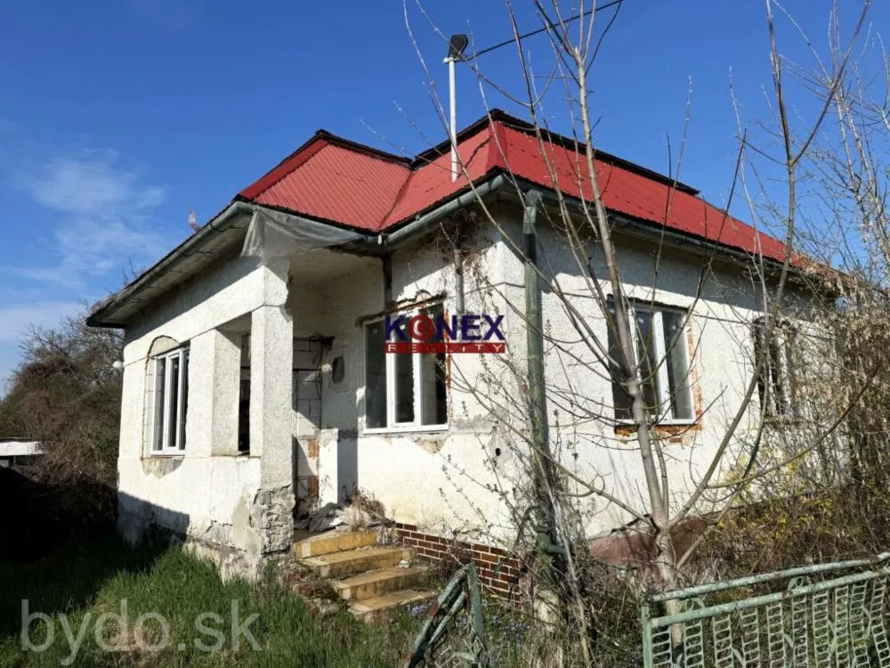 Rodinný dom v obci Palín, 12 km od Michaloviec, 152101_1