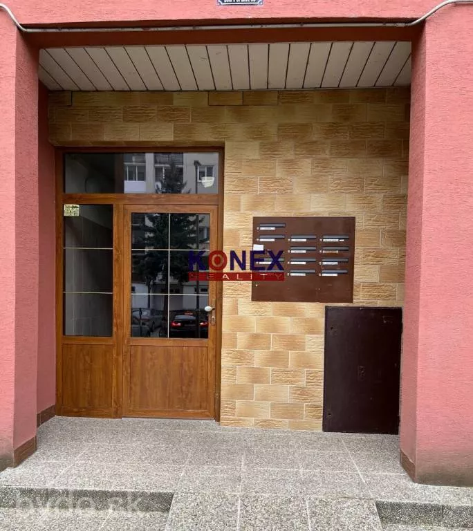 Na predaj kompletne zariadený 3-izbový byt v Snine, 152149_5