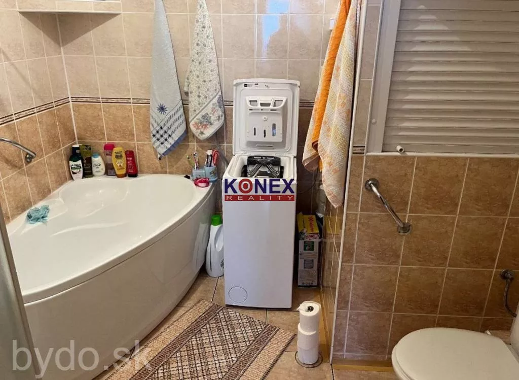 Na predaj kompletne zariadený 3-izbový byt v Snine, 152149_7