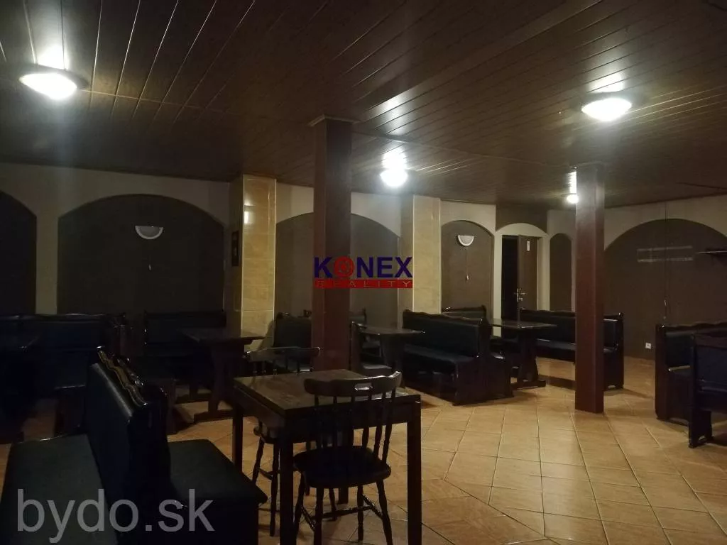 NA PRENÁJOM – obchodný priestor (bývalý bar) v Michalovciach, 152423_0
