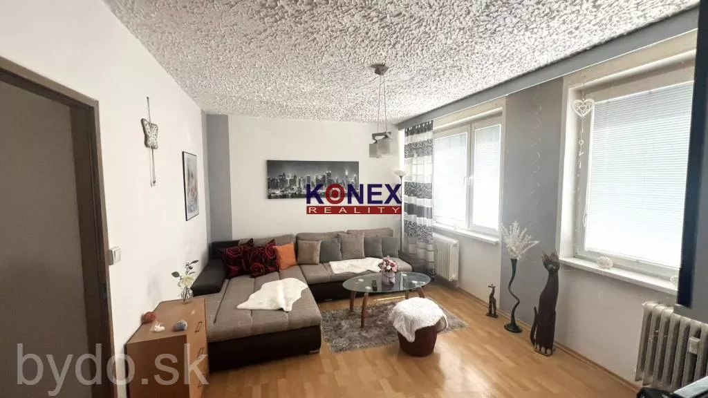 Zrekonštruovaný 3-izbový byt Strážske – Mierová, 153491_1