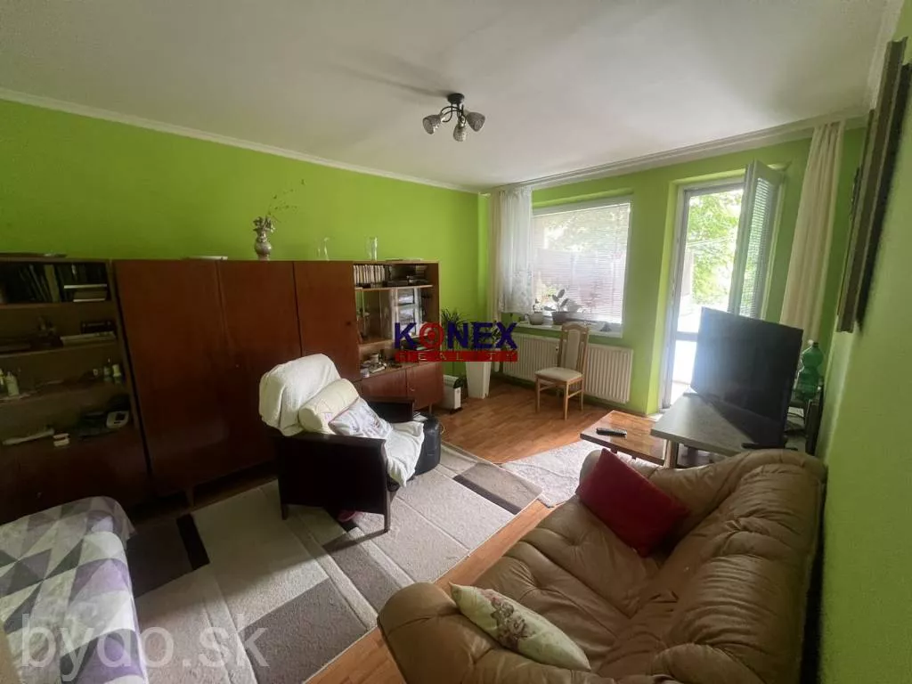 NA PREDAJ – 3 Izbový byt Veľké Kapušany, 154753_1