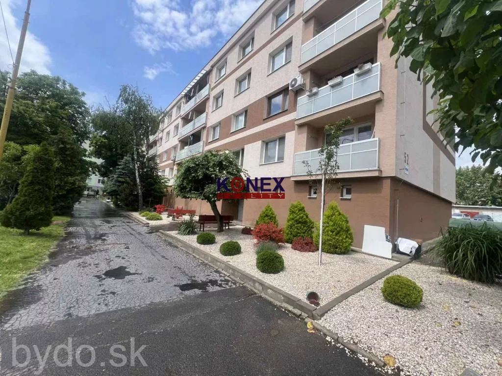 NA PREDAJ – 3 Izbový byt Veľké Kapušany, 154753_9