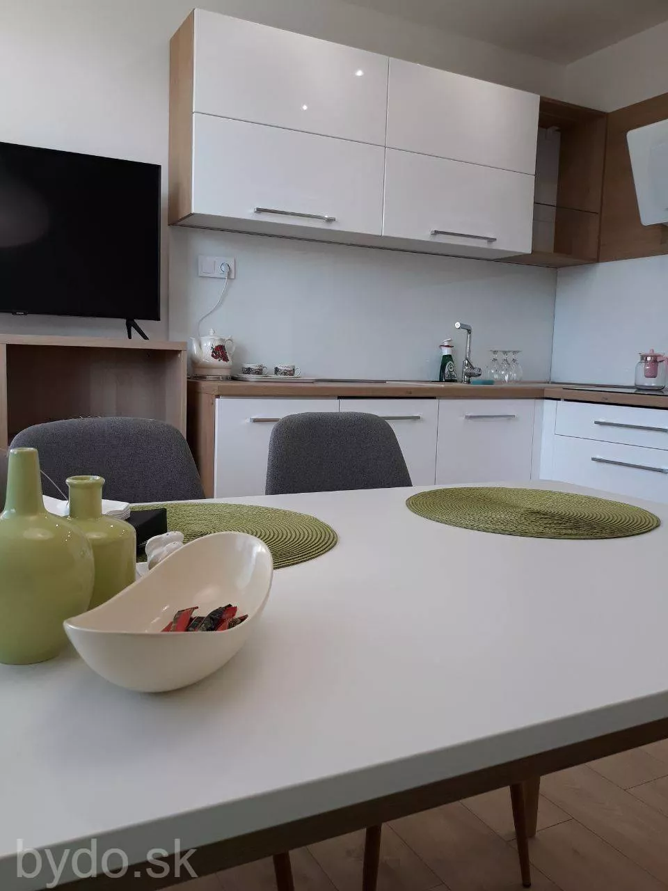 2 izbový byt na prenájom 58m2, Považská, Košice, UPJS, 155313_1