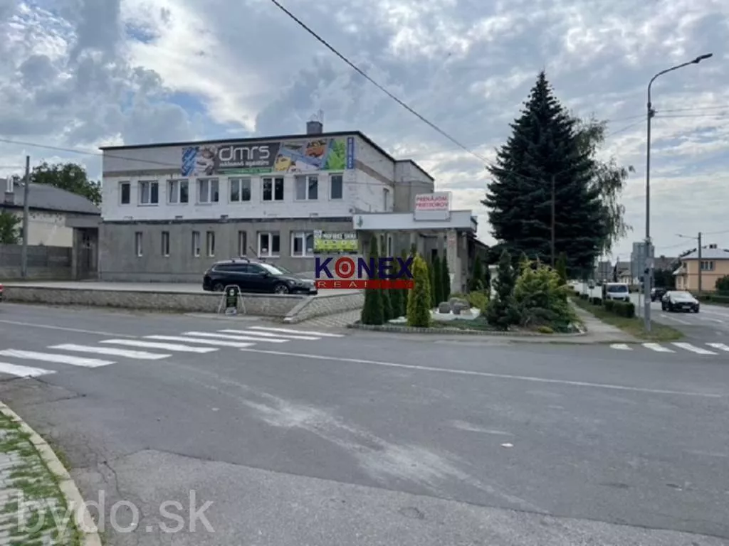 NA PREDAJ! TROJPODLAŽNÝ POLYFUNKČNÝ OBJEKT V SNINE, 155437_0