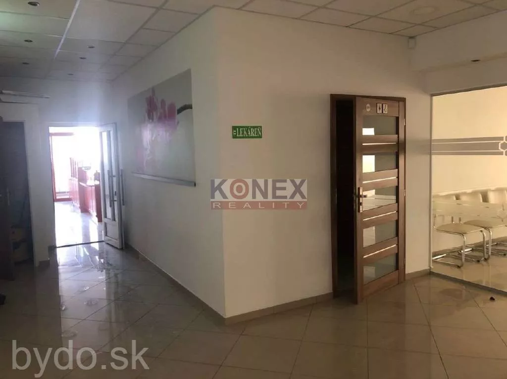 NA PREDAJ! TROJPODLAŽNÝ POLYFUNKČNÝ OBJEKT V SNINE, 155437_22