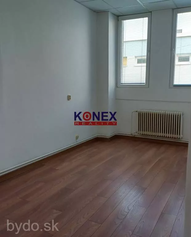 NA PRENÁJOM! Kancelárske priestory na ul. Masarykovej v Michalovciach, 155554_5