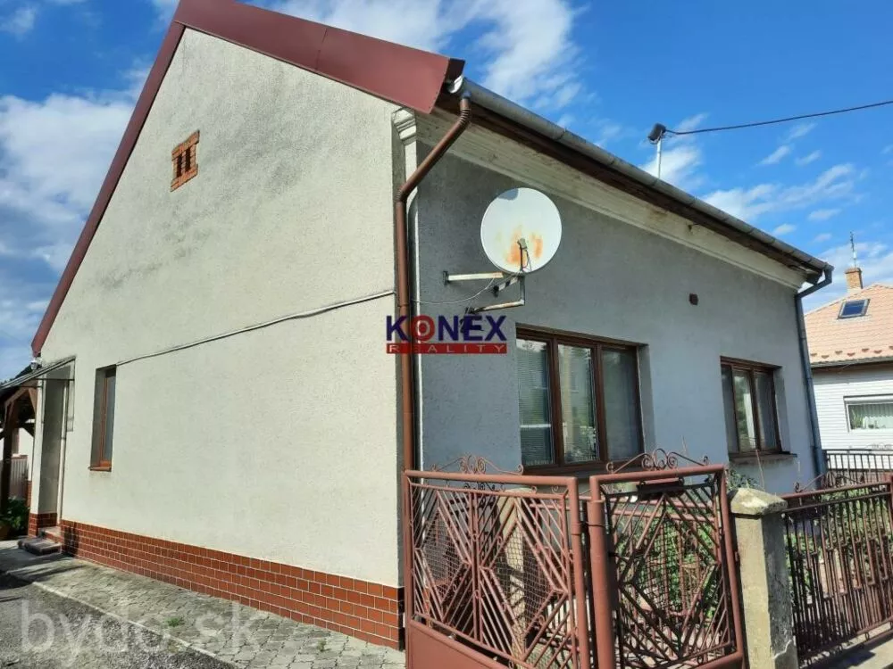 ID-2541 ZĽAVA  – Rodinný dom v obci ZALUŽICE, 155649_0