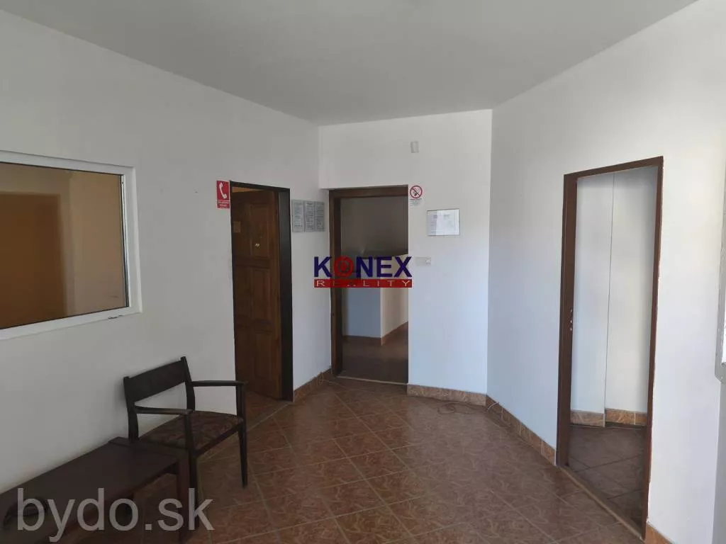 NA PREDAJ Polyfunkčný objekt v Rakovci nad Ondavou, 155952_12