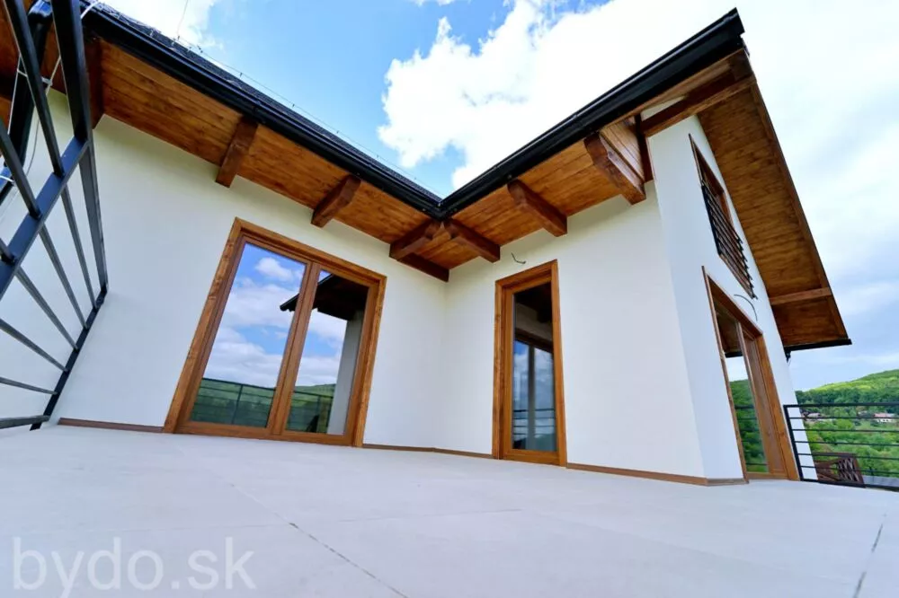 Rodinný dom na predaj 180m2, Zlatá Idka, 153867_0