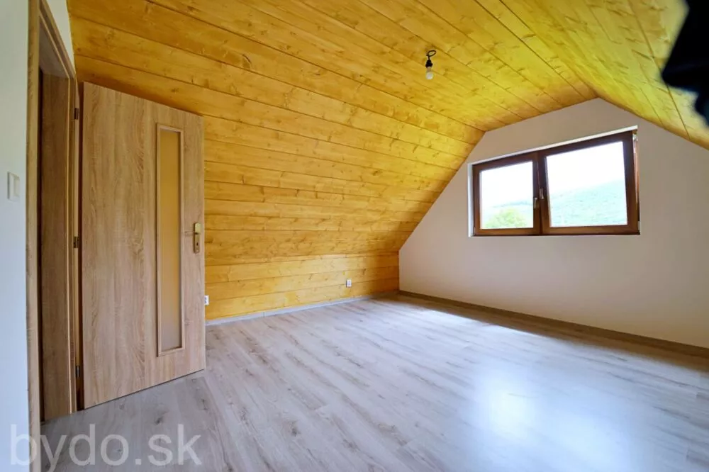 Rodinný dom na predaj 180m2, Zlatá Idka, 153867_16