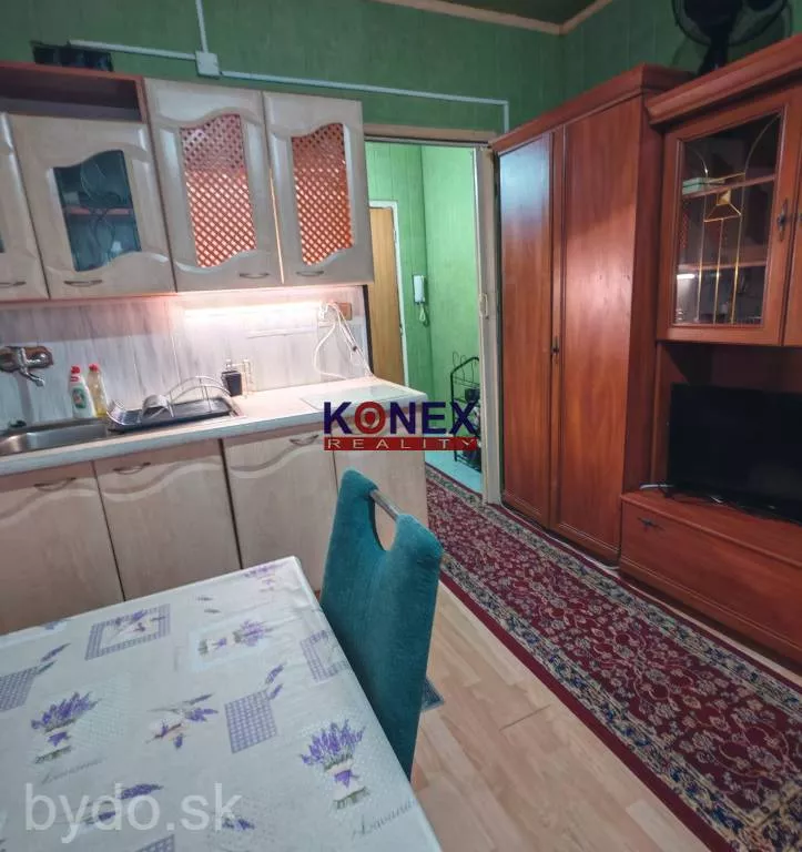 NA PREDAJ – GARSÓNKA v meste Strážske – ul. Osloboditeľov, 156488_1