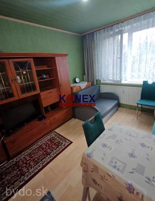 NA PREDAJ – GARSÓNKA v meste Strážske – ul. Osloboditeľov, 156488_2