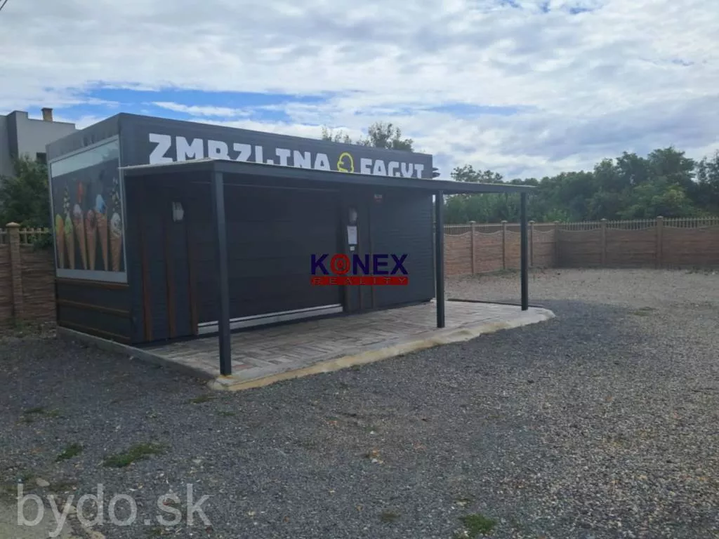 Na predaj - Zmrzlinový stánok vo Veľkých Trakanoch, 156702_1