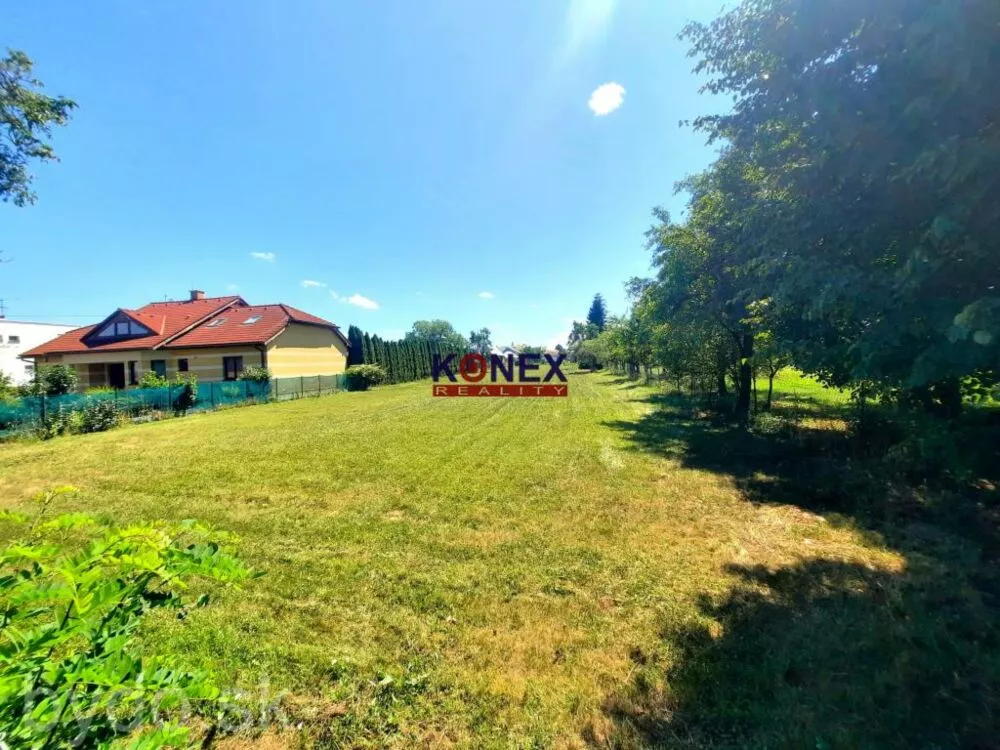 Rozľahlý rovinatý pozemok na výstavbu – KRÁSNOVCE, 156715_0