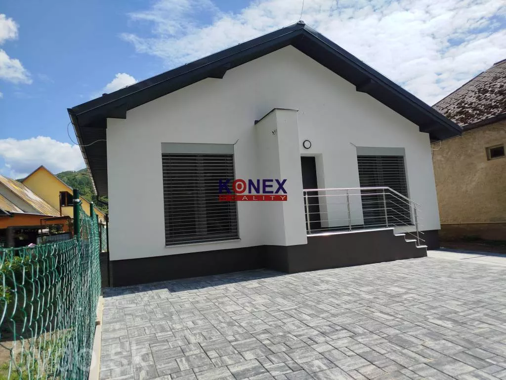 ID-2678 Krásny moderný rodinný dom v obci KAMIENKA pri Humennom, 156848_1