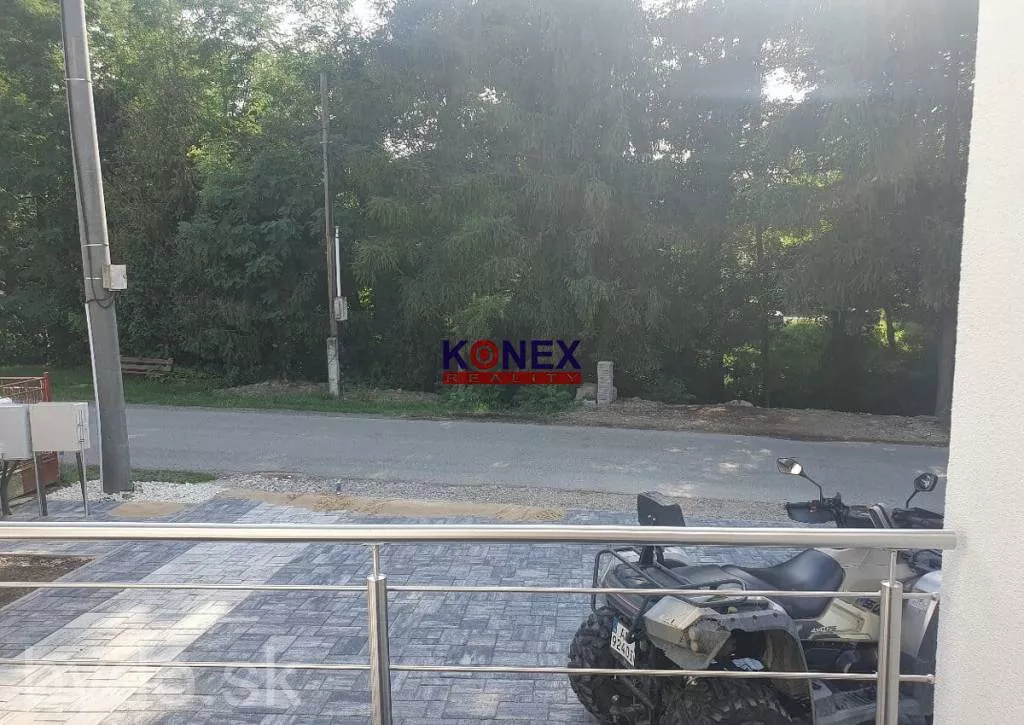 ID-2678 Krásny moderný rodinný dom v obci KAMIENKA pri Humennom, 156848_16