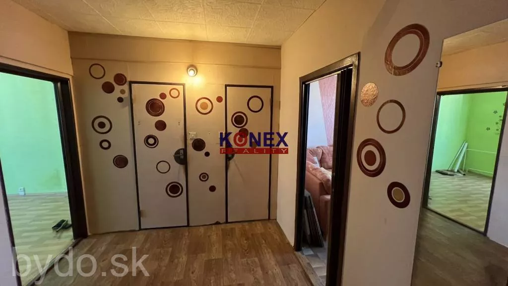 SUPER PONUKA! 4-izbový byt v Michalovciach na Východe, 157096_2