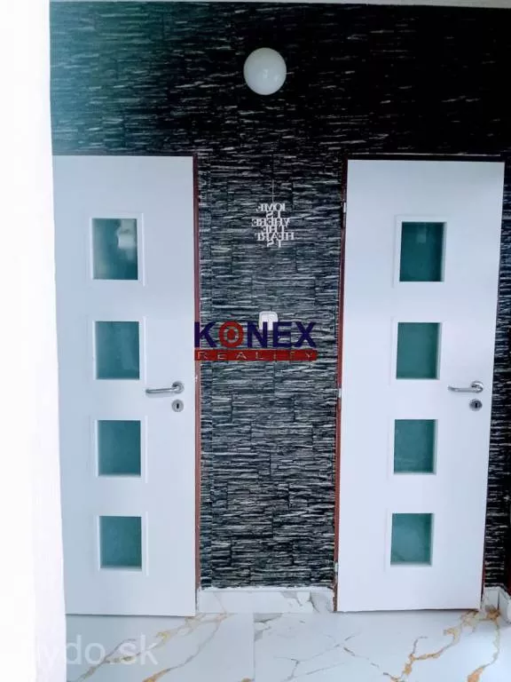 Zrekonštruovaný 2-izbový byt v STRÁŽSKOM, 157534_2