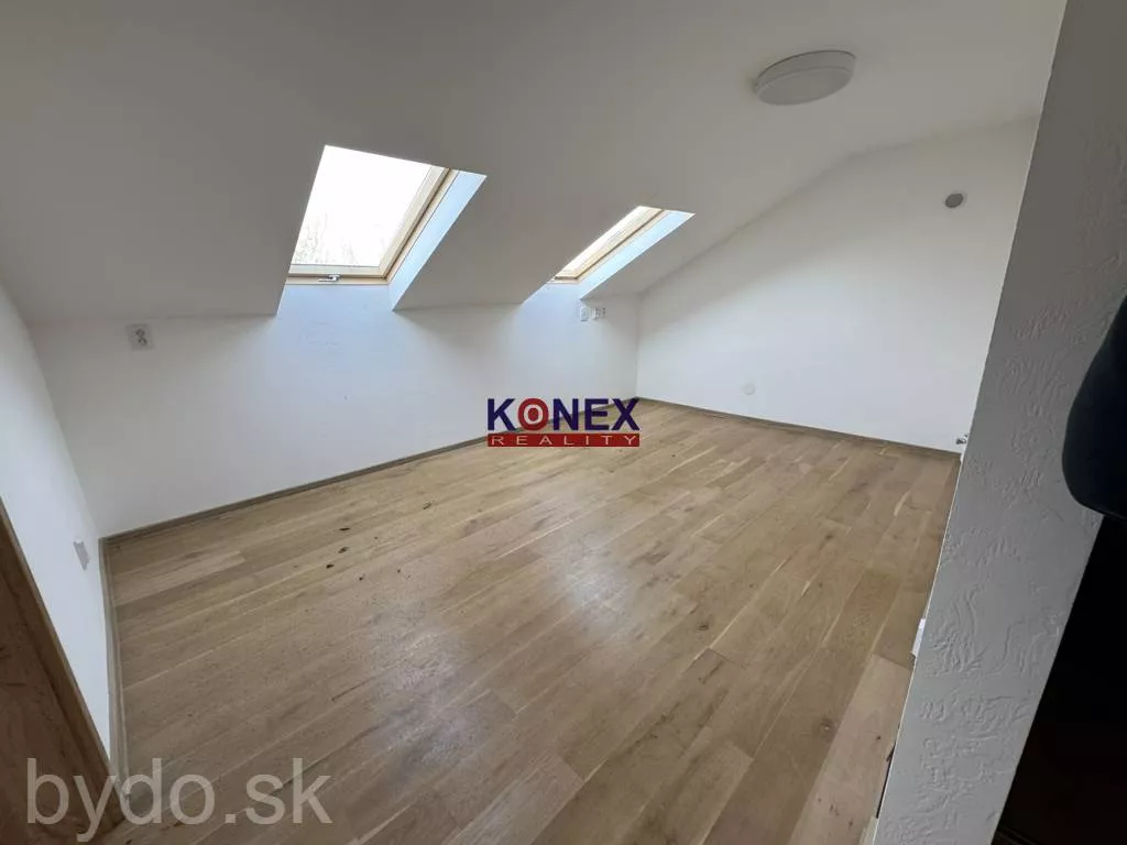 ID-2806 MODERNÝ 3-izbový byt na skvelej adrese - Michalovce, 157816_0