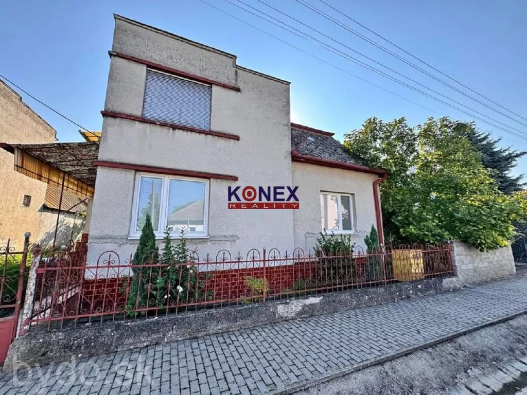 ID-2851 NA PREDAJ – Rodinný dom v obci BAČKA, 158087_0