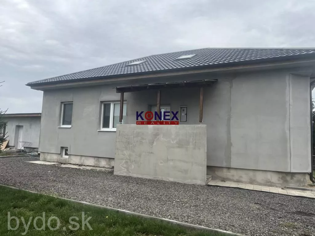 ID-2871 NA PREDAJ –  Rodinný dom Zemplínske Hradište, 158270_0