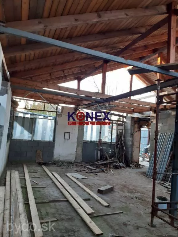 NA PREDAJ – Rodinný dom Sokoľany, 158441_1