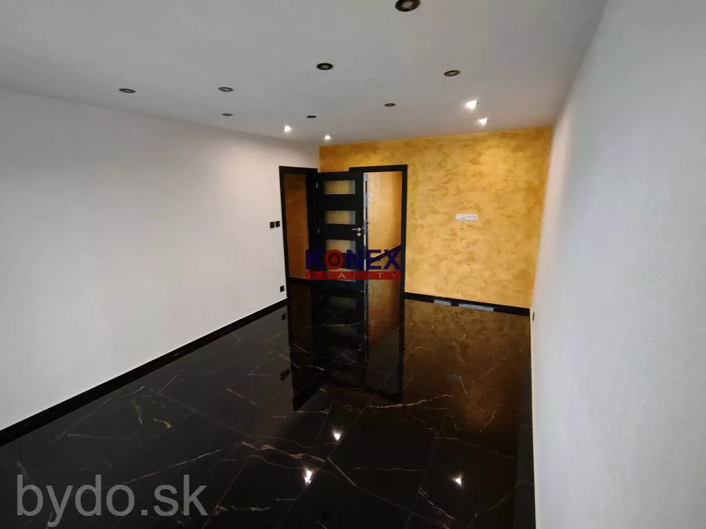 ZREKONŠTRUOVANY 3-izbový byt v SNINE, 158085_0