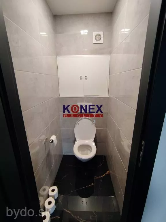 ZREKONŠTRUOVANY 3-izbový byt v SNINE, 158085_5