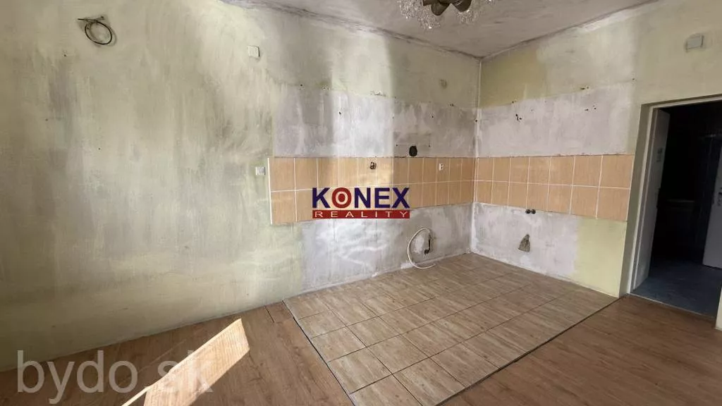 NA PREDAJ rodinný dom v obci Ižkovce, okres Michalovce, 158711_7