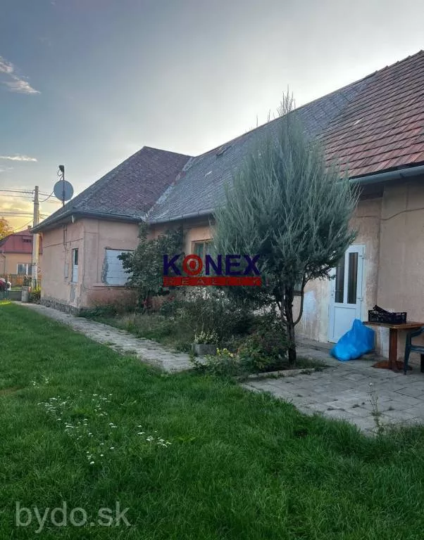 Pekný rodinný dom k nasťahovaniu VEĽKÉ KAPUŠANY, 158725_1