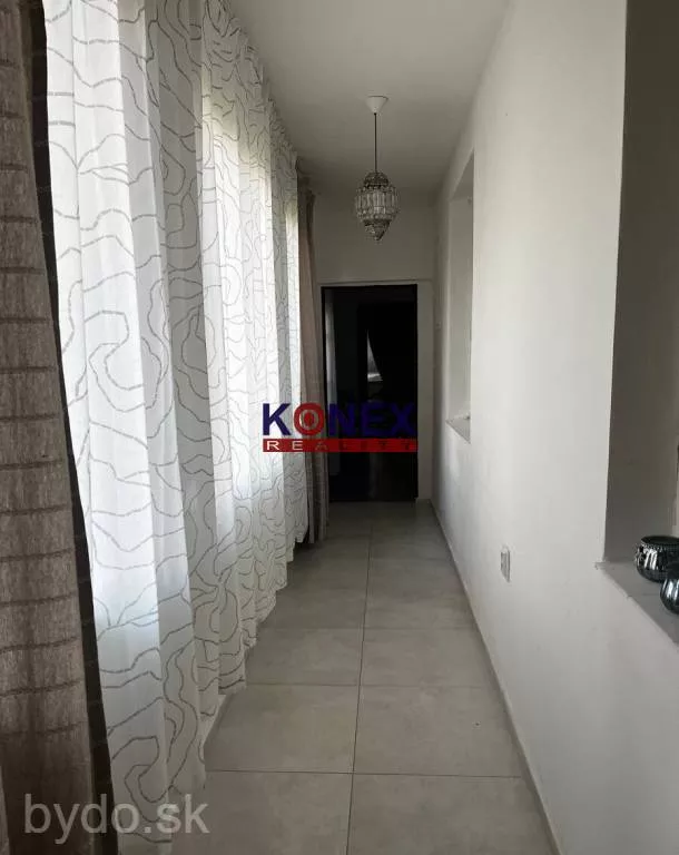 Pekný rodinný dom k nasťahovaniu VEĽKÉ KAPUŠANY, 158725_2