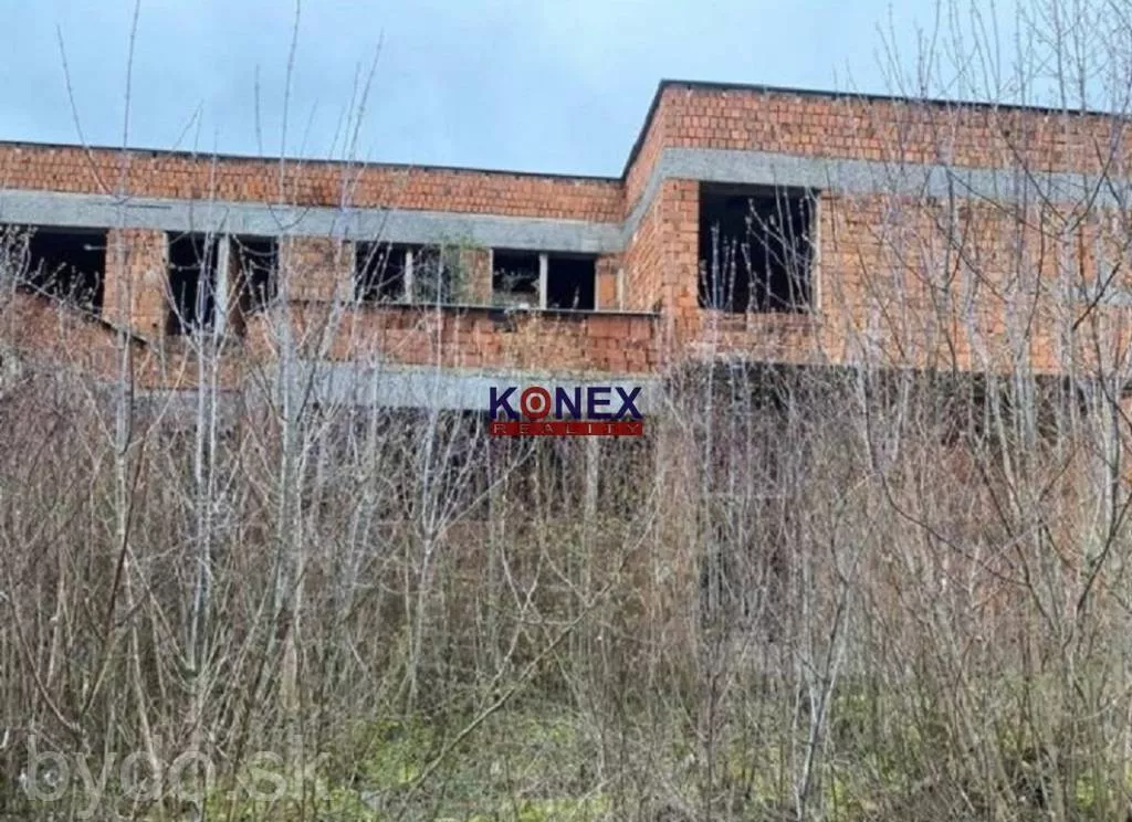 Na prenájom/predaj – priemyselné pozemky s budovami, Strážske, 159959_12