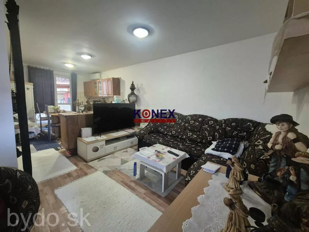 NA PREDAJ Rodinný dom v meste KRÁĽOVSKÝ CHLMEC, 156136_1