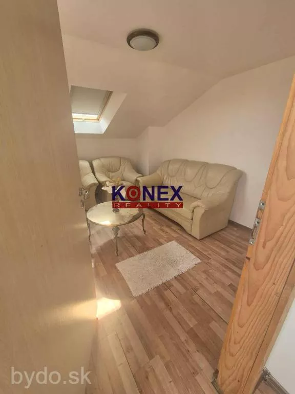 NA PREDAJ Rodinný dom v meste KRÁĽOVSKÝ CHLMEC, 156136_2