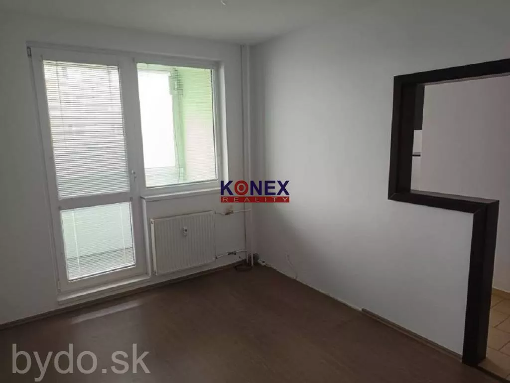 Zrekonštruovaný 4-izbový byt s loggiou – ul. Ďumbierska, Prešov, 160591_1