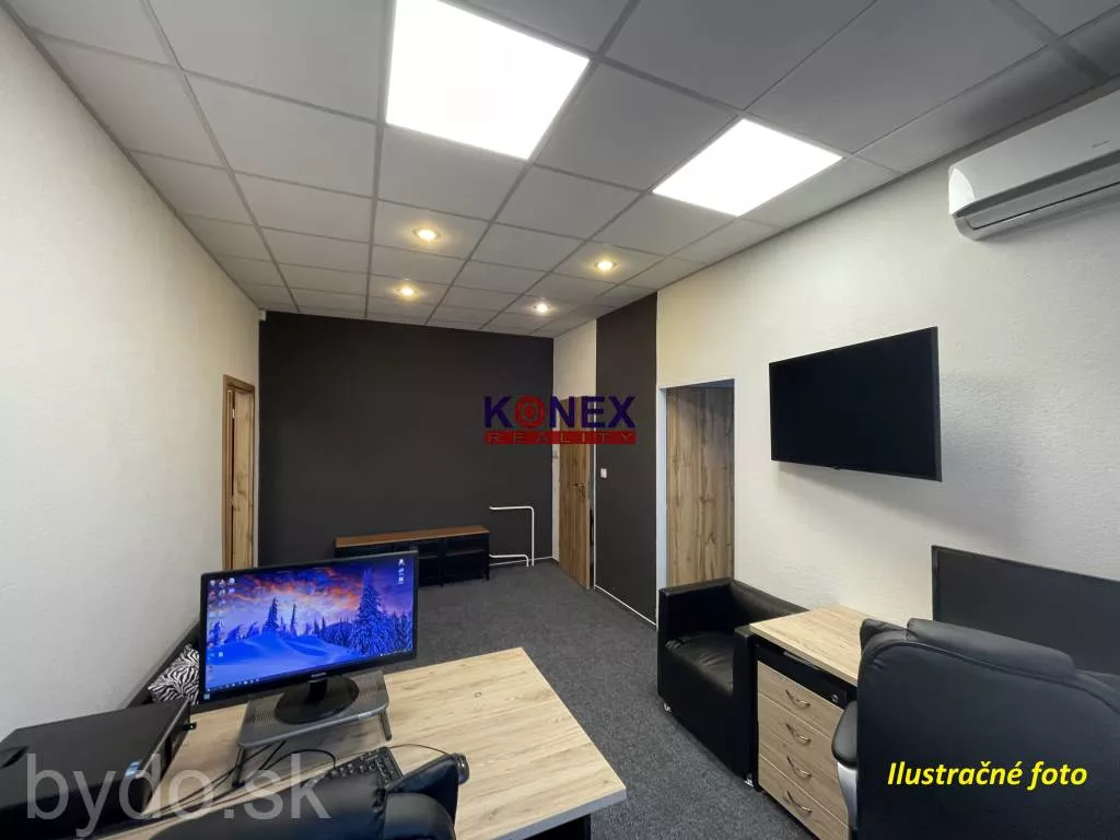 Na prenájom obchodný priestor v centre Michaloviec, 160786_0