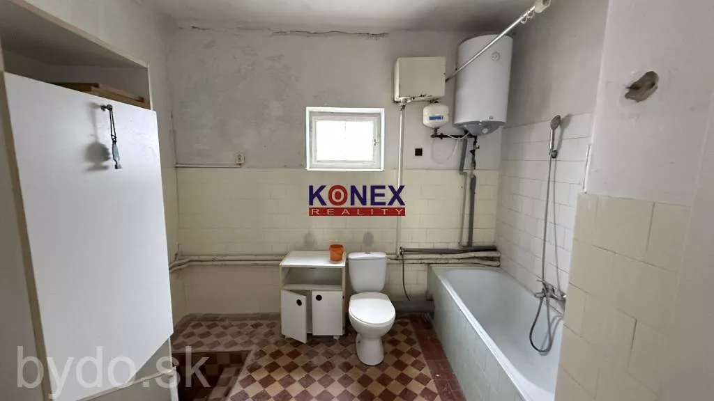 NOVINKA - Rodinný dom v obci BUDKOVCE, 161152_4