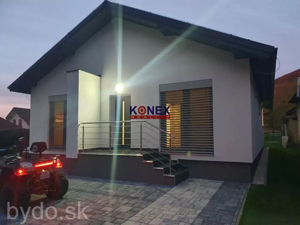 ID-2678 Krásny moderný rodinný dom v obci KAMIENKA pri Humennom, 156848_17