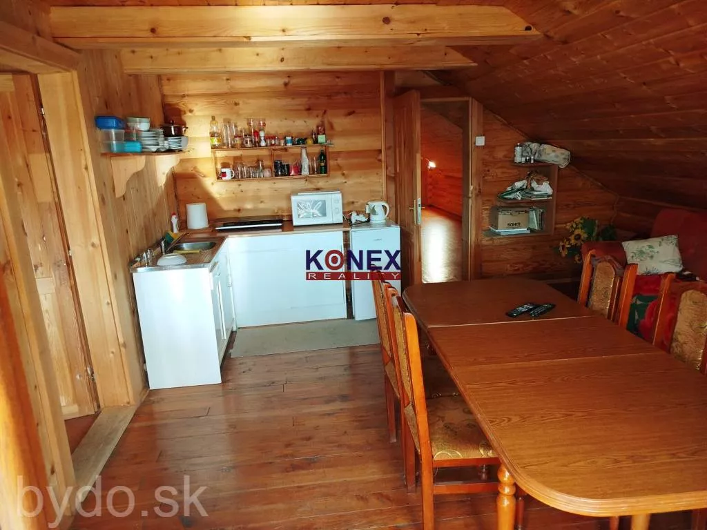 SKVELÁ INVESTÍCIA Priestranná polyfunkčná budova ULIČSKÉ KRIVÉ, 162054_9