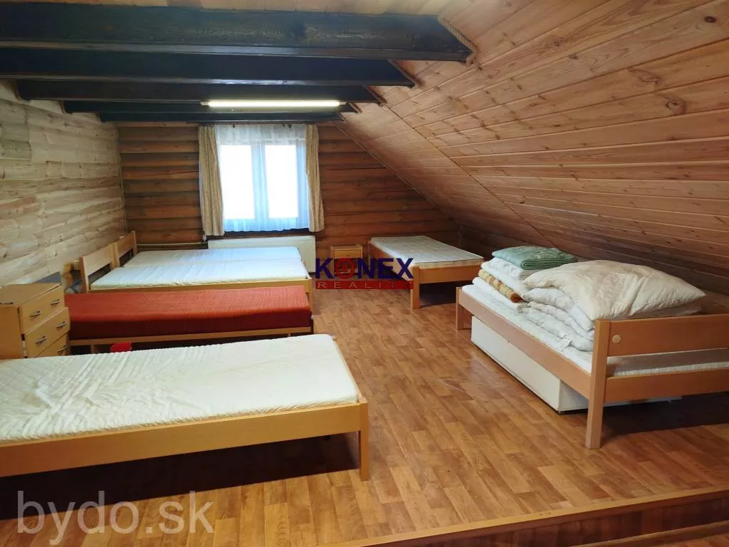 SKVELÁ INVESTÍCIA Priestranná polyfunkčná budova ULIČSKÉ KRIVÉ, 162054_11