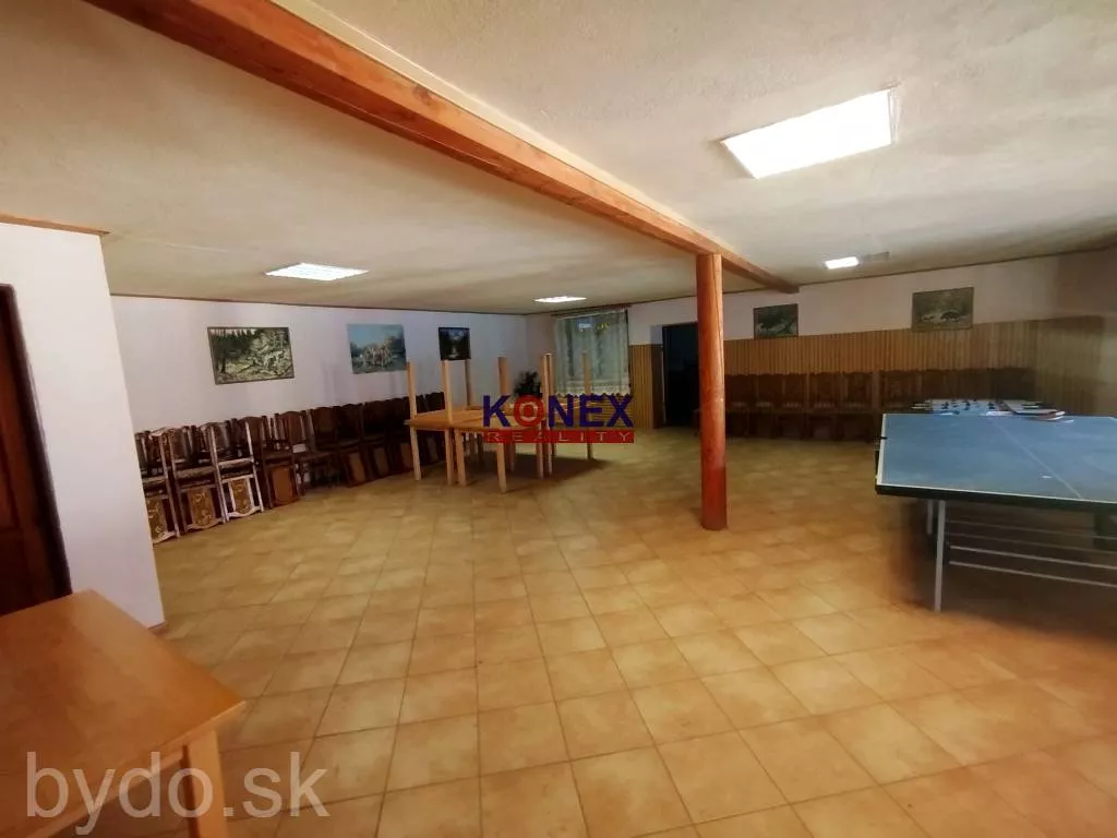 SKVELÁ INVESTÍCIA Priestranná polyfunkčná budova ULIČSKÉ KRIVÉ, 162054_22