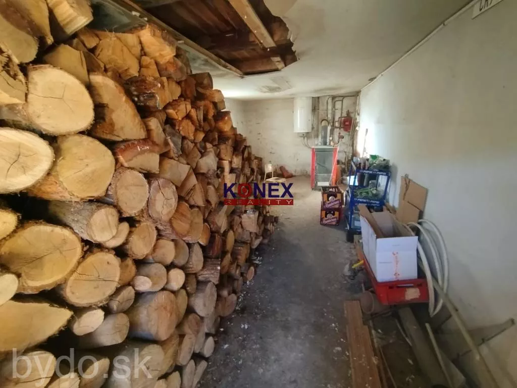 SKVELÁ INVESTÍCIA Priestranná polyfunkčná budova ULIČSKÉ KRIVÉ, 162054_27