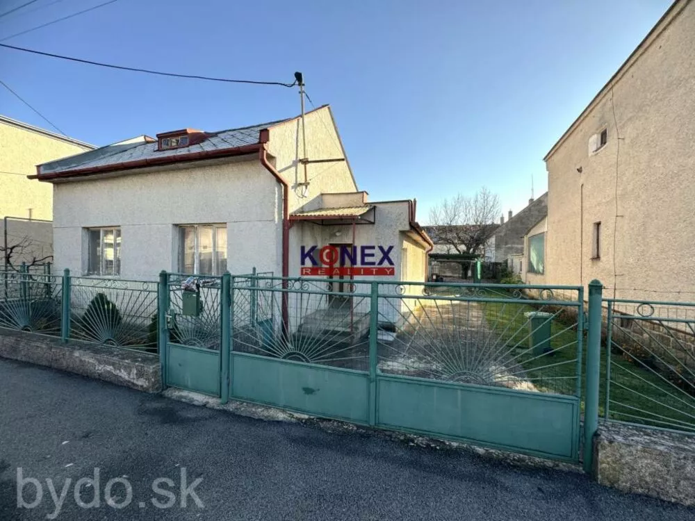 ID-3135 Nehnuteľnosť vhodná na komerčné účely - Hrádok, 163201_0