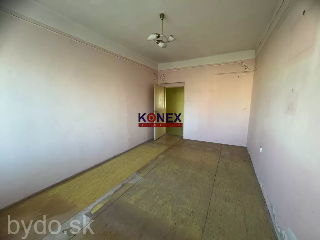 ID-3135 Nehnuteľnosť vhodná na komerčné účely - Hrádok, 163201_6