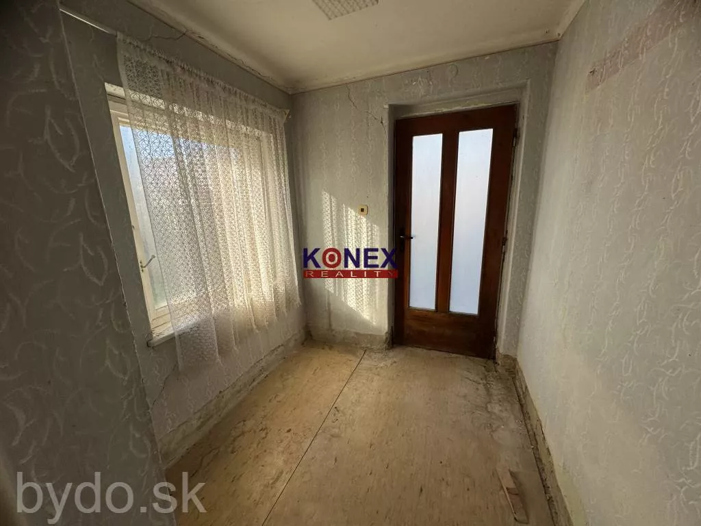 ID-3135 Nehnuteľnosť vhodná na komerčné účely - Hrádok, 163201_8