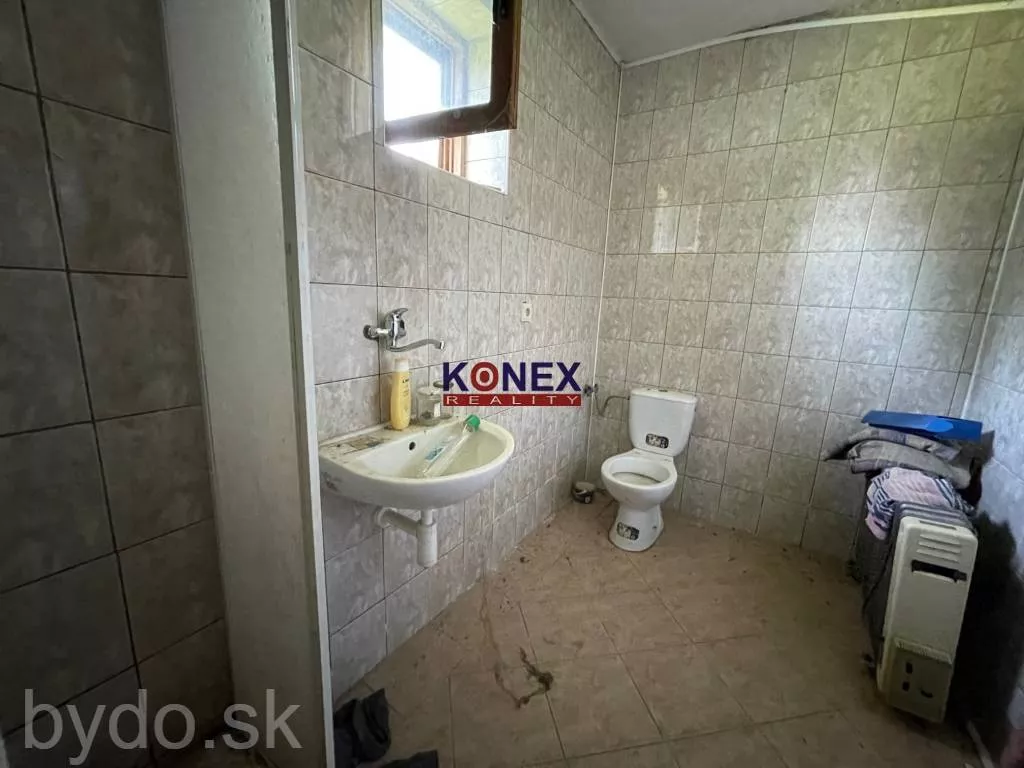 ID-3137 NA PREDAJ - Rodinný dom v obci Lekárovce, 163203_5