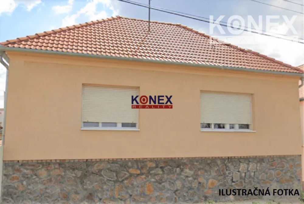 ID-3179 NA PREDAJ - Štvorec v obci LEKÁROVCE, 163485_0