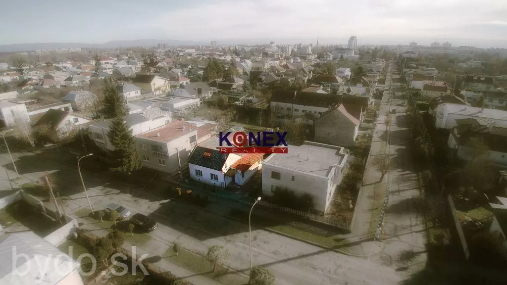 ID-3135 Nehnuteľnosť vhodná na komerčné účely - Hrádok, 163201_23