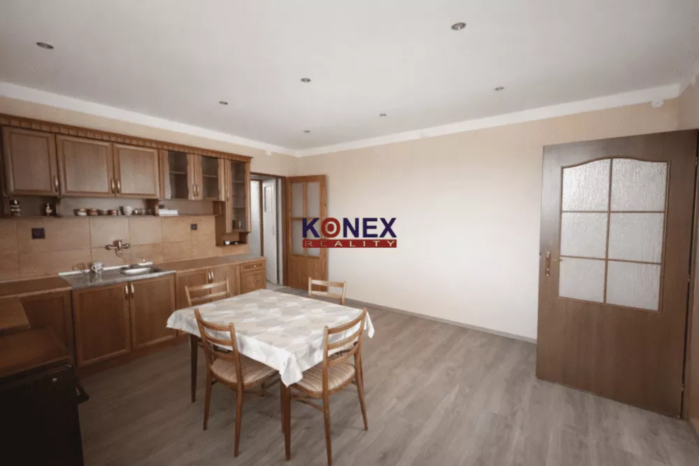 ID-3376 SKVELÁ PONUKA Rodinný dom v obci BREHOV, 177114_0